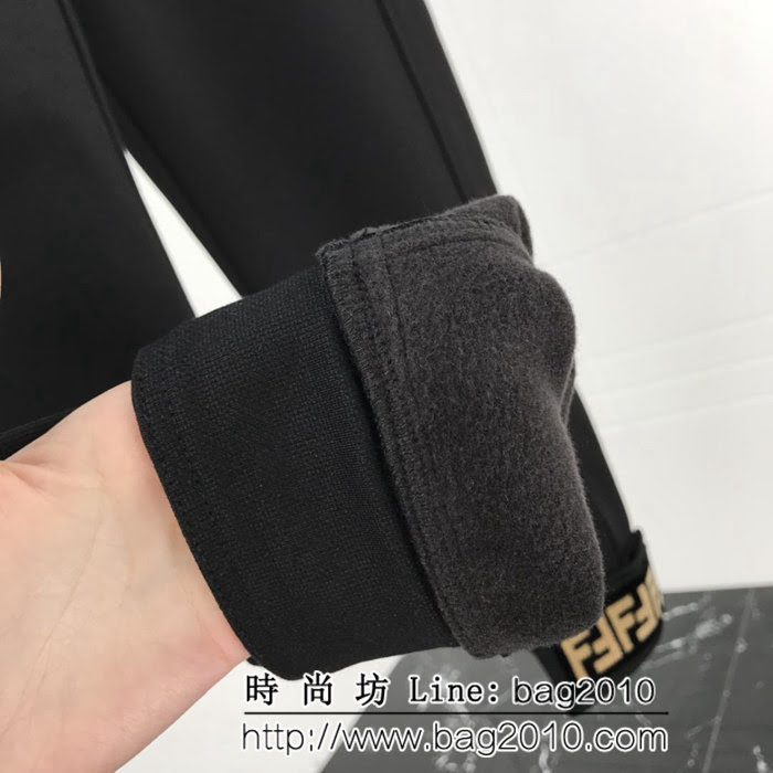 FENDI芬迪 18ss秋冬新款長褲 定制刺繡絨面LOGO 褲腳魔術貼膠板LOGO 定制精梳棉螺紋面料 高版本情侶款 ydi2425